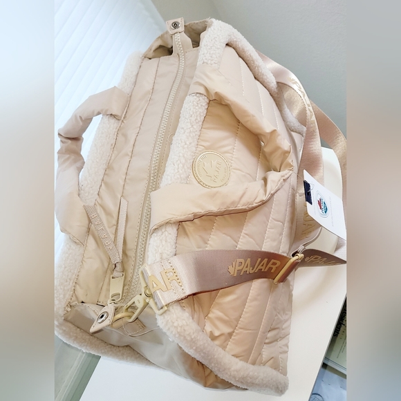 NEW NWT Pajar Canada Faux Fur Sherpa Tote Bag - Picture 5 of 9